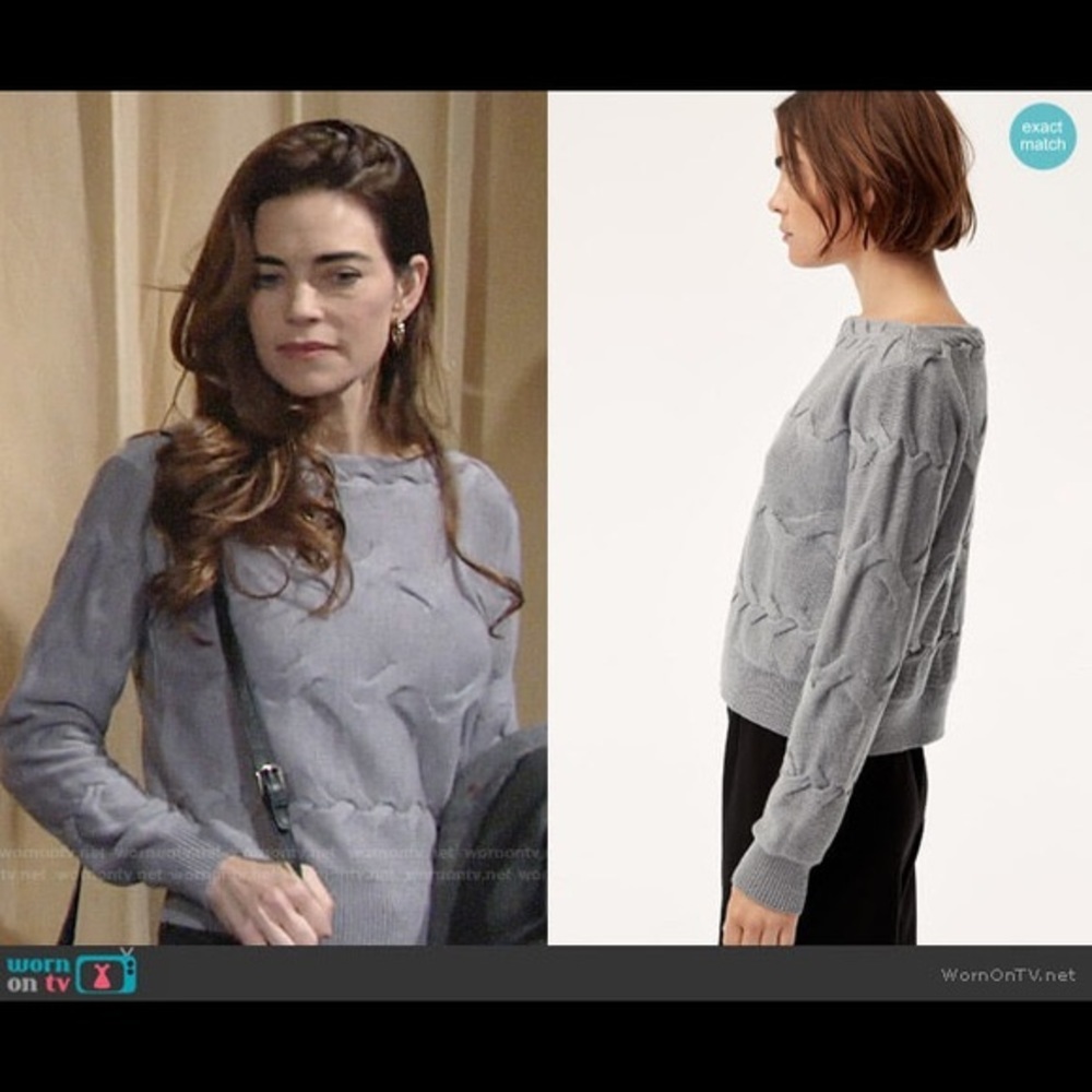 Aritzia gray braided merino wool sweater